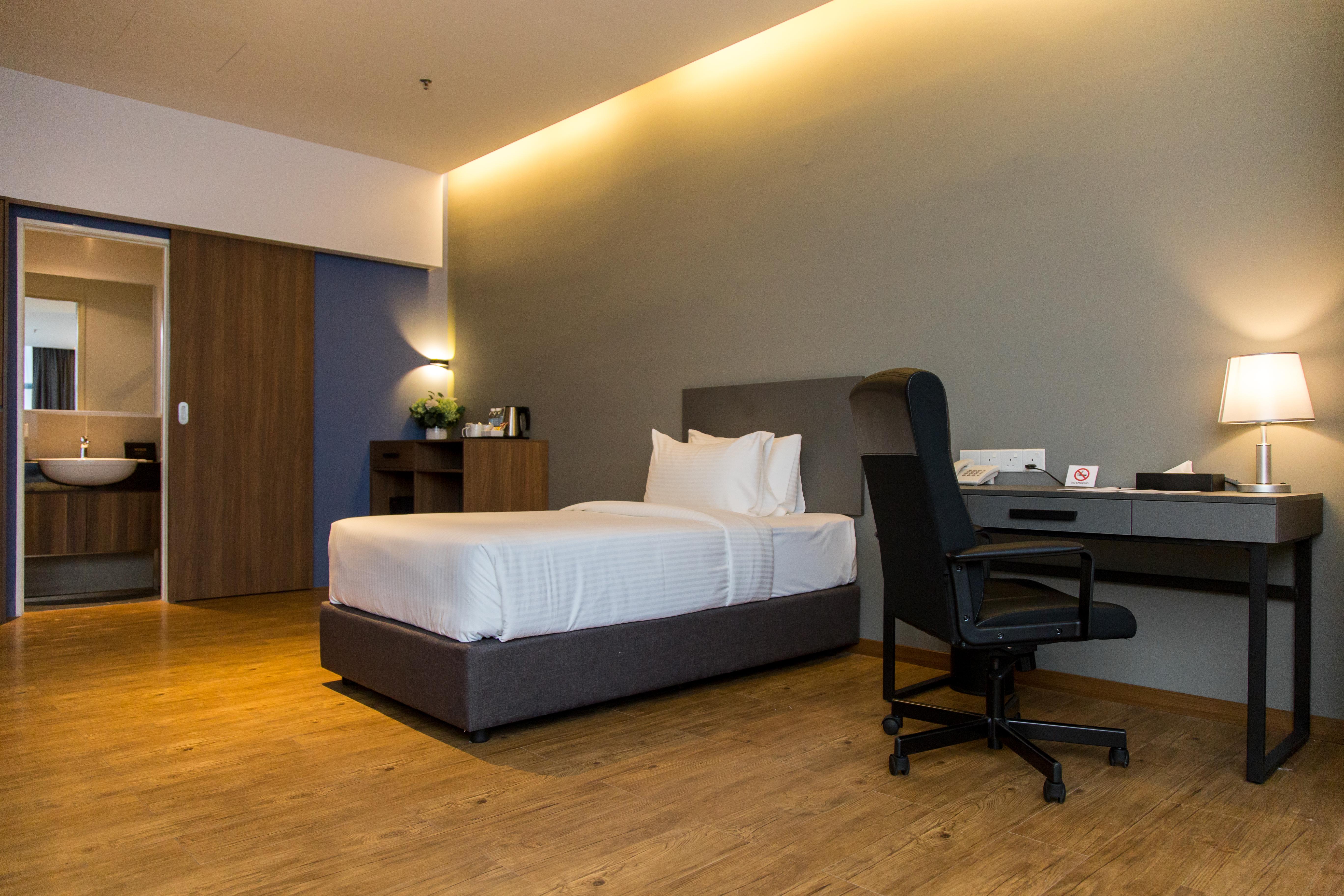 Imperial Regency Suites & Petaling Jaya Kuala Lumpur Exterior foto