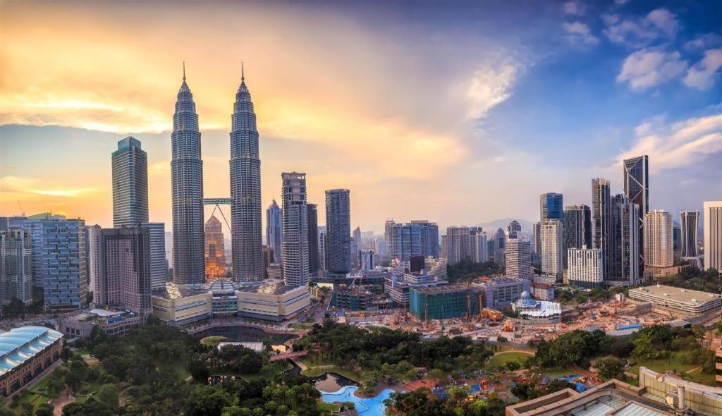 Imperial Regency Suites & Petaling Jaya Kuala Lumpur Exterior foto